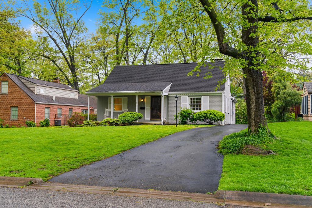 2425 Dorset Road, Upper Arlington, OH 43221