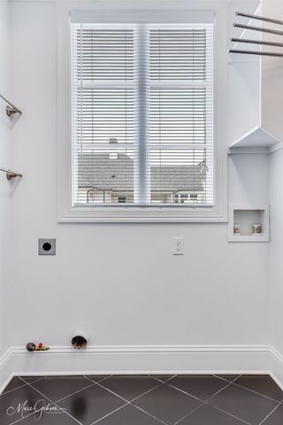 2068 Fairwoods Drive, Shreveport, LA 71106