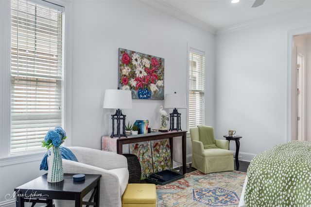 2068 Fairwoods Drive, Shreveport, LA 71106