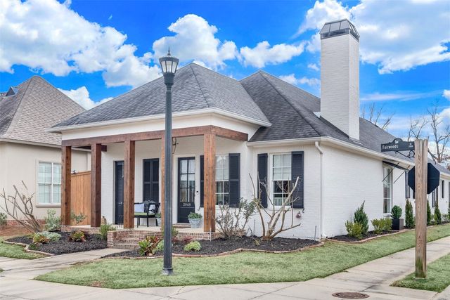 2068 Fairwoods Drive, Shreveport, LA 71106