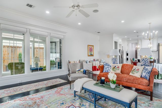 2068 Fairwoods Drive, Shreveport, LA 71106