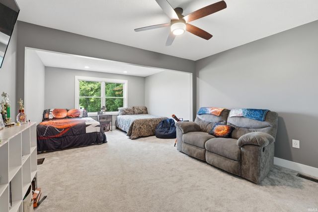 4279 W 100 N Road, Huntington, IN 46750
