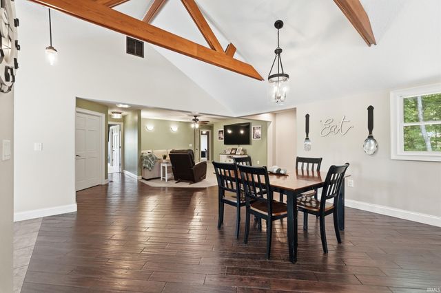 4279 W 100 N Road, Huntington, IN 46750