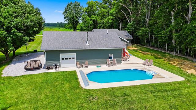 4279 W 100 N Road, Huntington, IN 46750