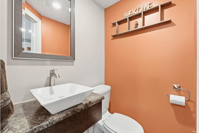 4279 W 100 N Road, Huntington, IN 46750
