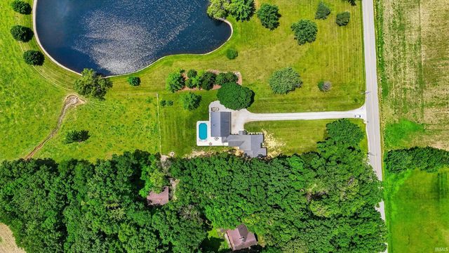 4279 W 100 N Road, Huntington, IN 46750
