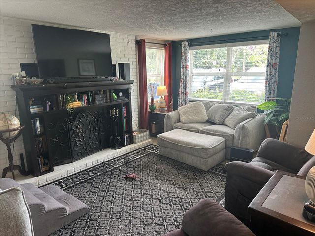 721 OLEANDER WAY S, South Pasadena, FL 33707