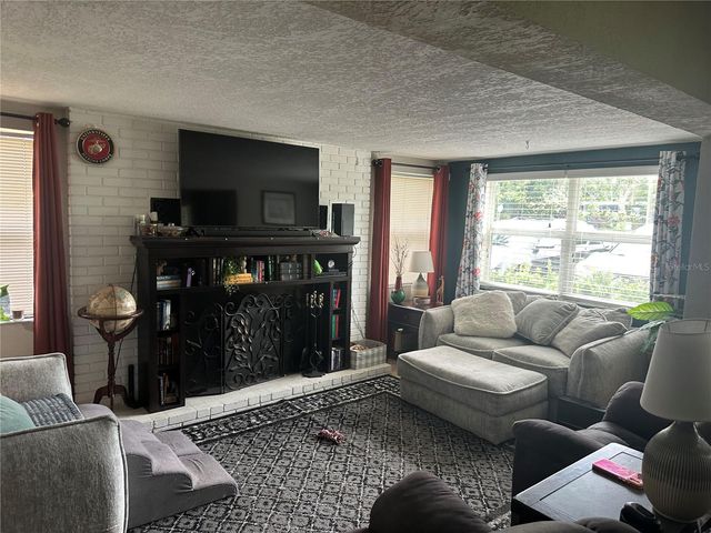 721 OLEANDER WAY S, South Pasadena, FL 33707