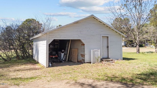 3077 Christian Light Road, Fuquay Varina, NC 27526