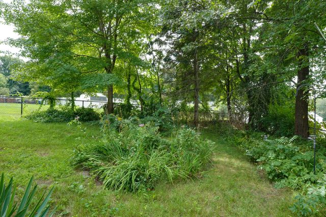 10 Westbrook Rd, Northborough, MA 01532