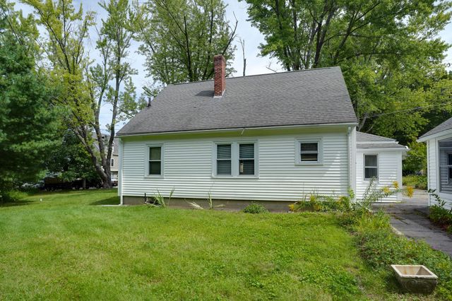 10 Westbrook Rd, Northborough, MA 01532