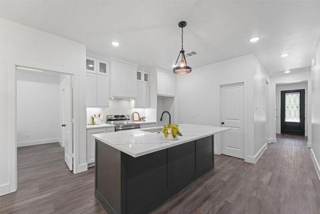 122 E Beachwood Loop, Trinidad, TX 75163