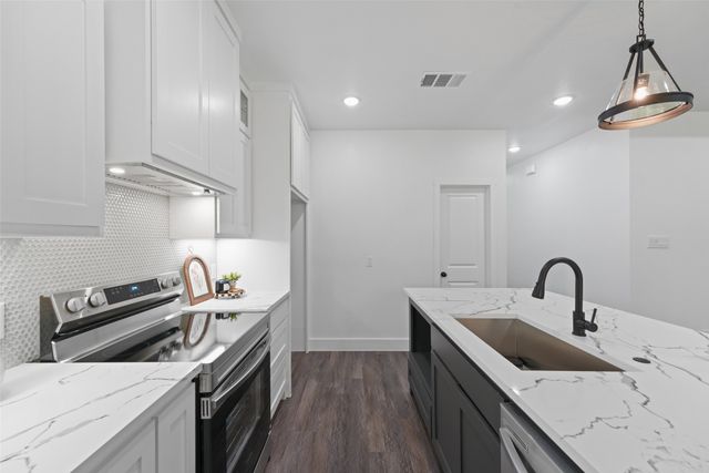 122 E Beachwood Loop, Trinidad, TX 75163
