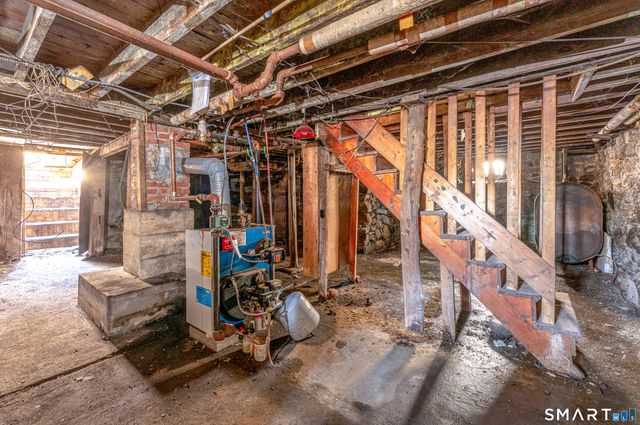 70 East Hill Road, Canton, CT 06019