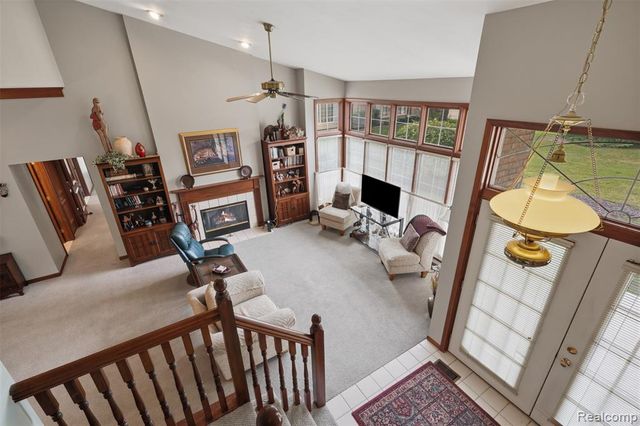 42675 Christina Drive, Sterling Heights, MI 48313