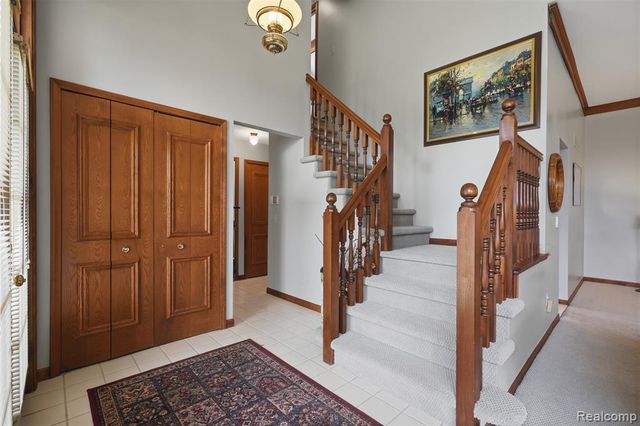 42675 Christina Drive, Sterling Heights, MI 48313