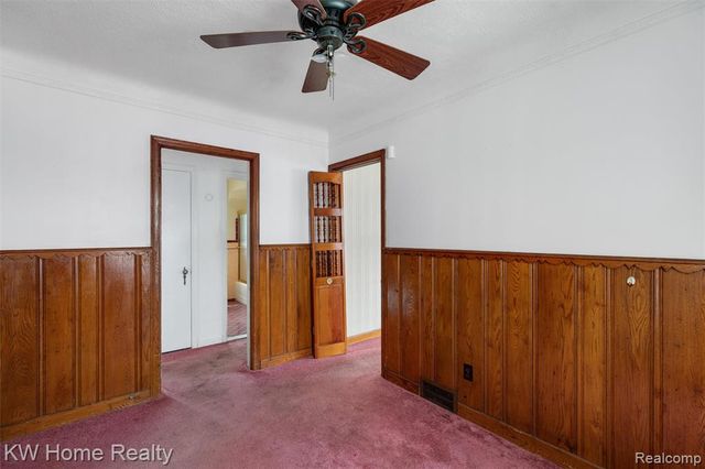 18910 Mansfield Street, Detroit, MI 48235