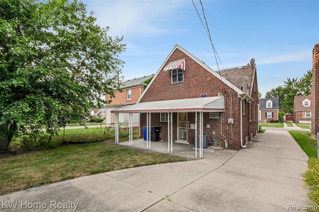 18910 Mansfield Street, Detroit, MI 48235