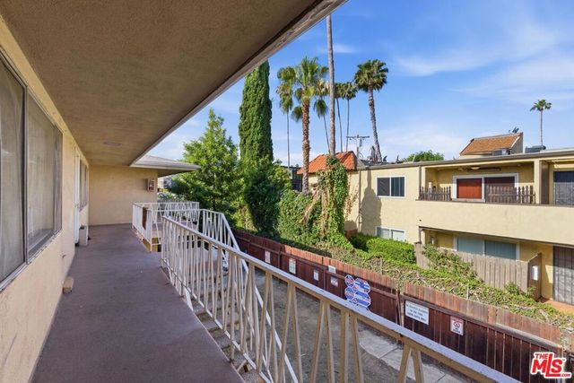 18611 Clark Street, Tarzana, CA 91356