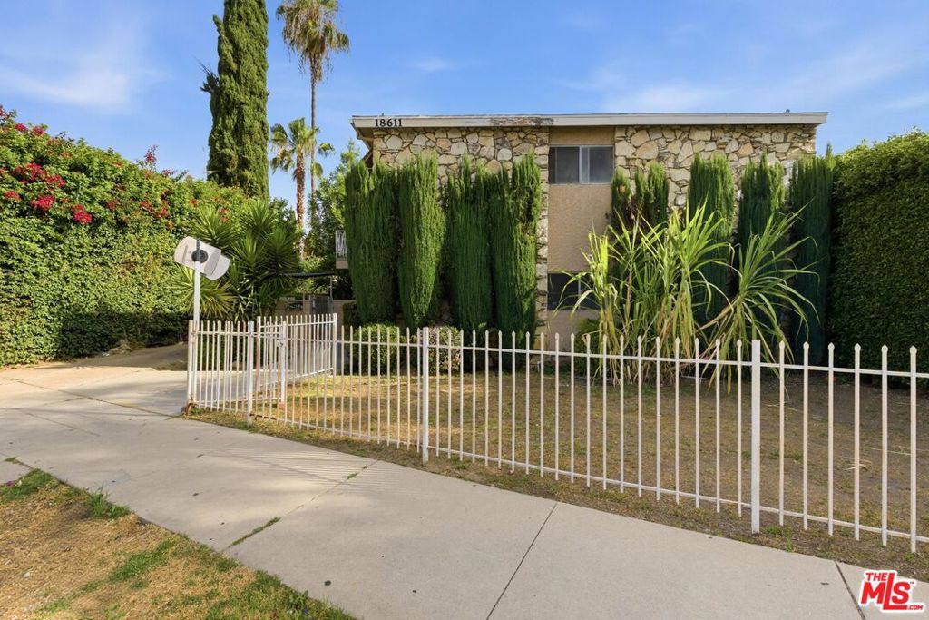 18611 Clark Street, Tarzana, CA 91356