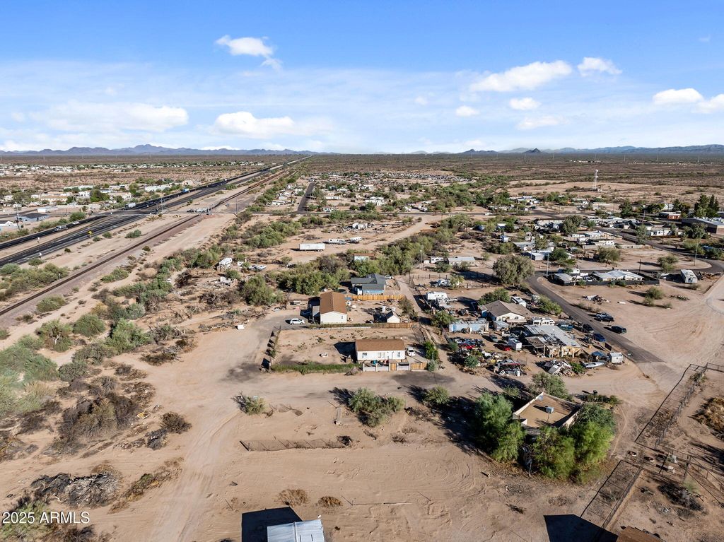 2 E GRIFFIN Street -, Wittmann, AZ 85361 — photo 3