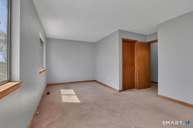 14 Staffordshire Common Drive 14, Wallingford, CT 06492