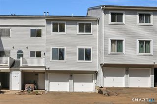 14 Staffordshire Common Drive 14, Wallingford, CT 06492
