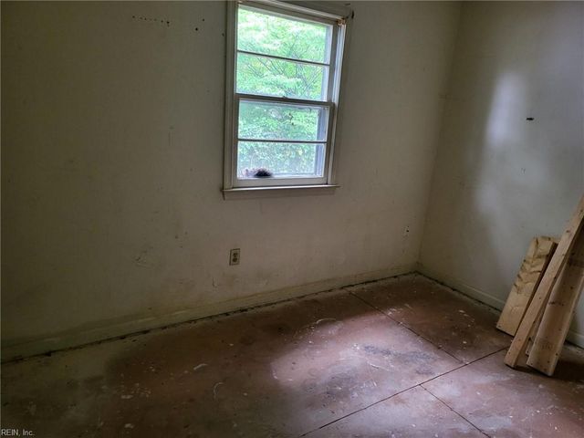 116 Downes ST, Hampton, VA 23663