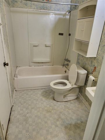 116 Downes ST, Hampton, VA 23663