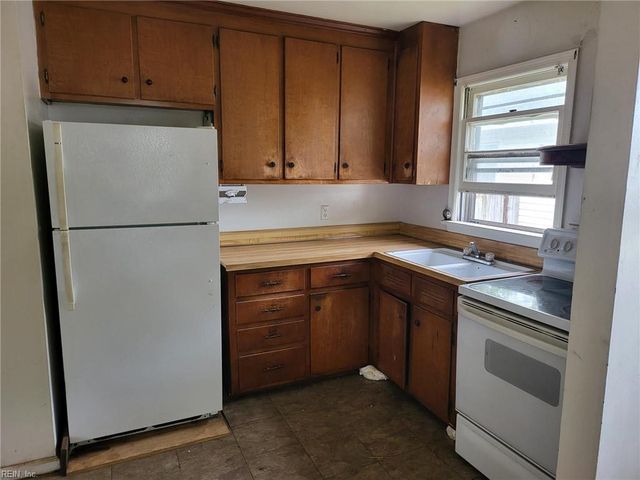 116 Downes ST, Hampton, VA 23663