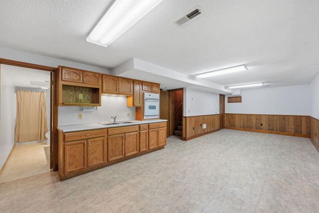 3840 Riverton Avenue, Eagan, MN 55122
