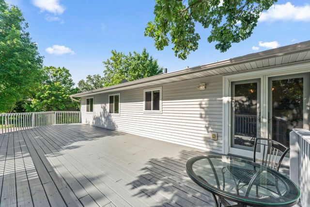 3840 Riverton Avenue, Eagan, MN 55122
