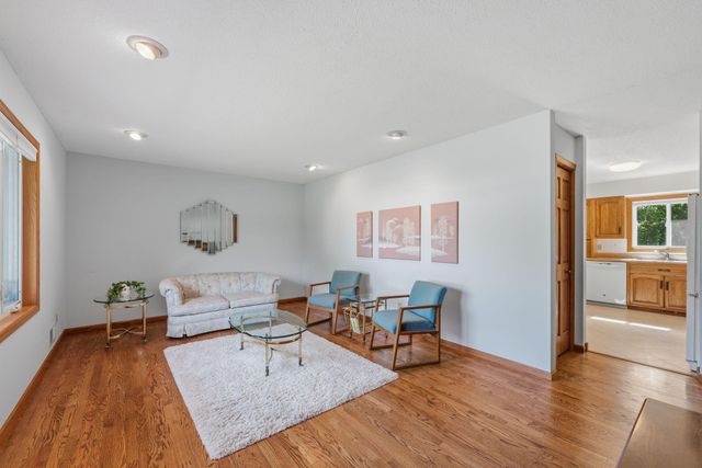 3840 Riverton Avenue, Eagan, MN 55122