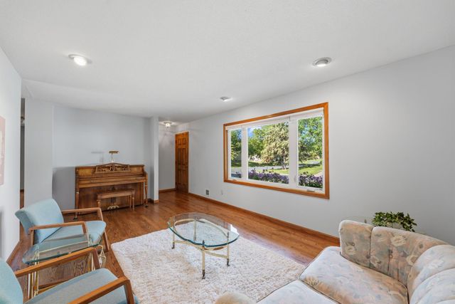 3840 Riverton Avenue, Eagan, MN 55122