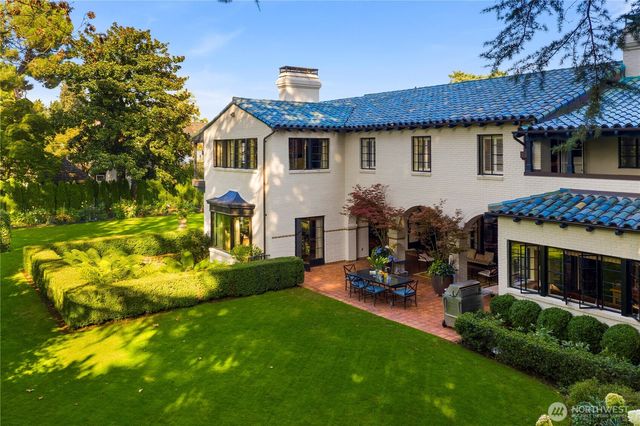 1935 Parkside Drive E, Seattle, WA 98112