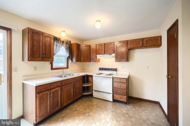 302 N 7TH ST, Wrightsville, PA 17368
