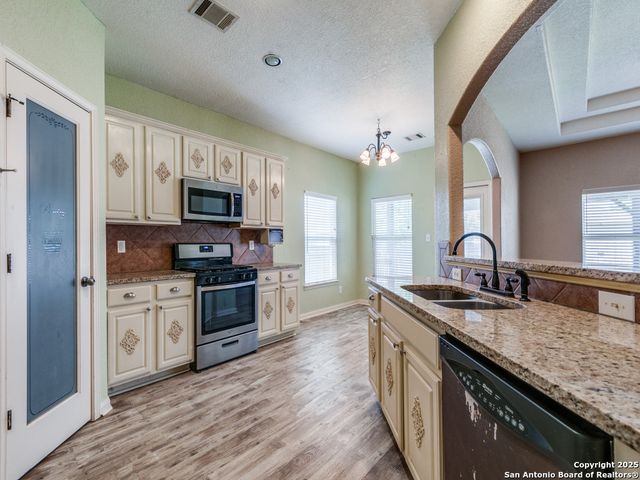 14411 Corral, Elmendorf, TX 78112