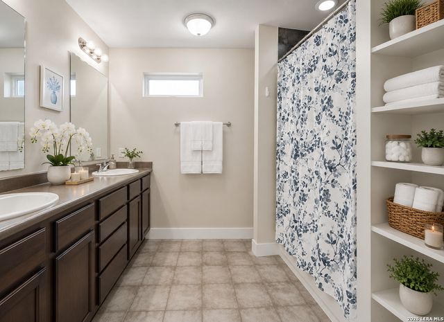 2706 Lake Louise, San Antonio, TX 78228