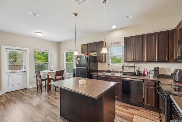 2706 Lake Louise, San Antonio, TX 78228