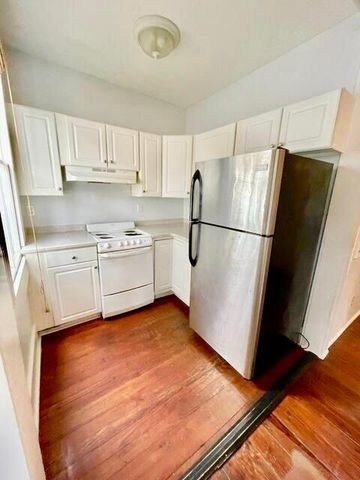 25 Chapel Street 2, Charleston, SC 29403