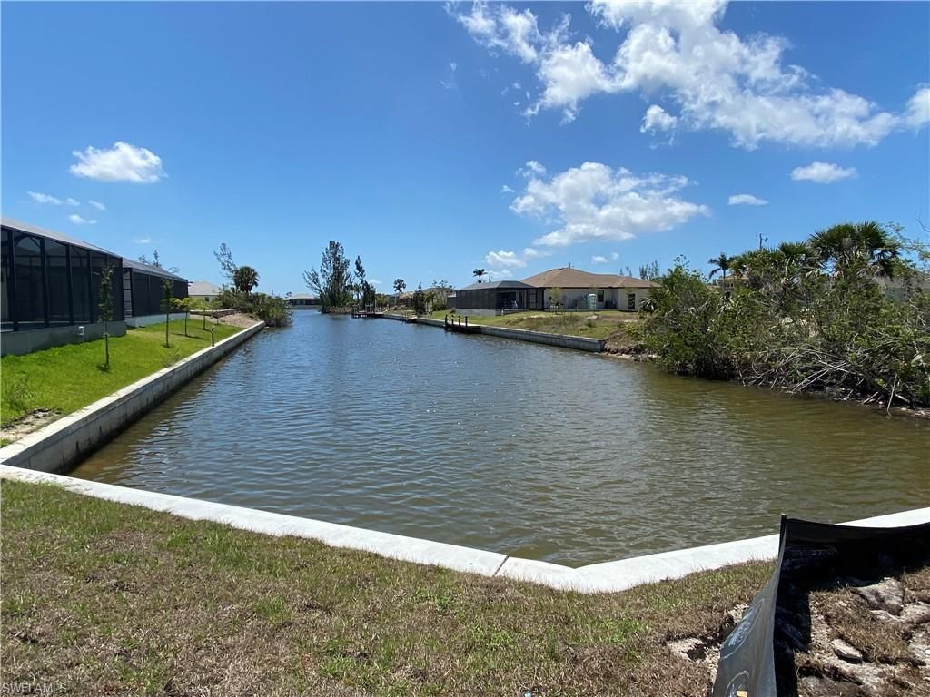 3300 Kismet PKWY W, CAPE CORAL, FL 33993 — exterior