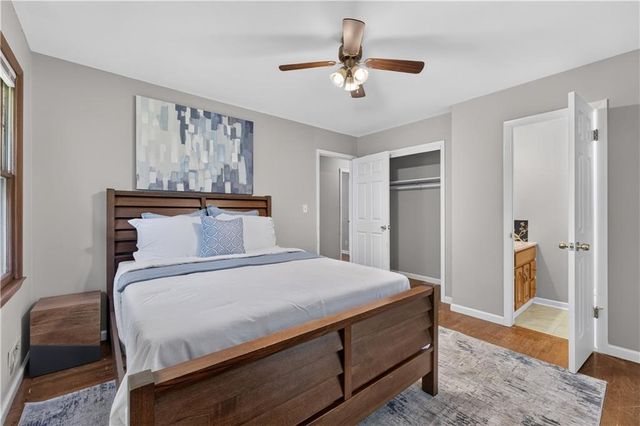 5201 Overton Circle, Kansas City, MO 64133