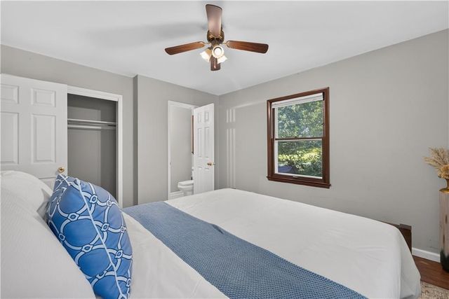 5201 Overton Circle, Kansas City, MO 64133
