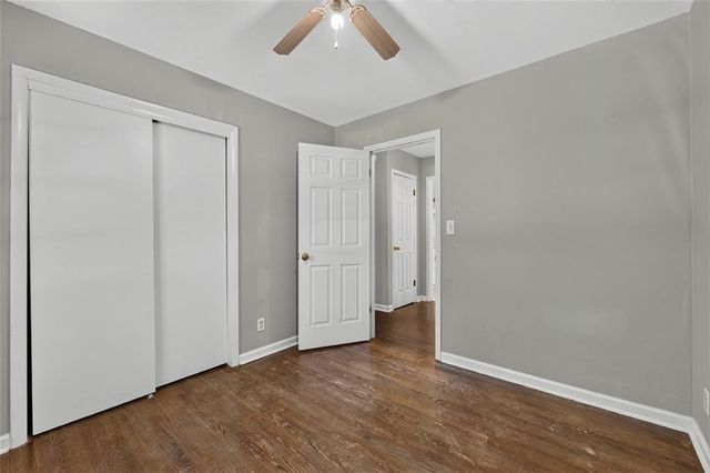 5201 Overton Circle, Kansas City, MO 64133