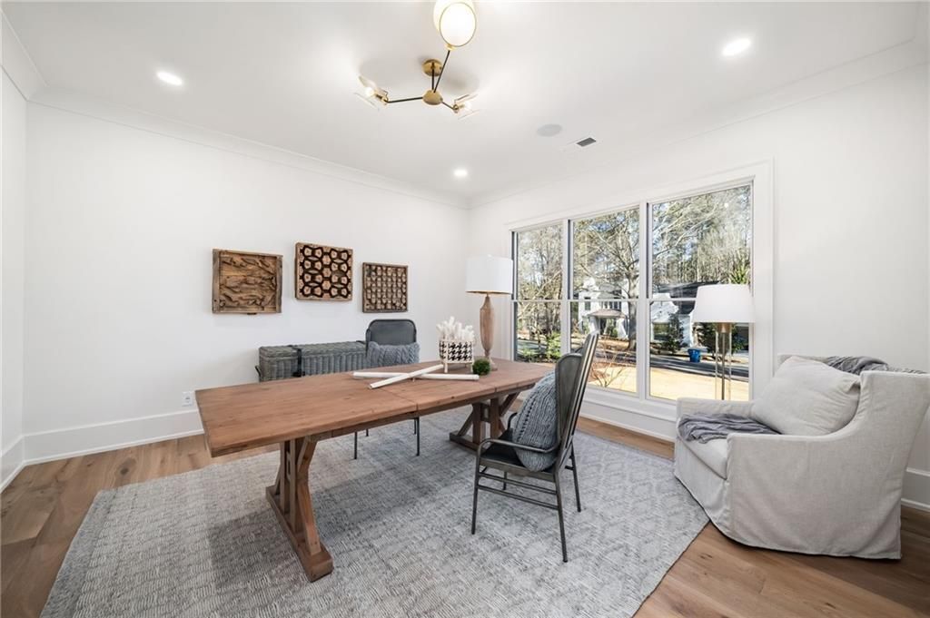 Image 15 of property listing at 202 Kenneth Drive, Alpharetta, GA 30009