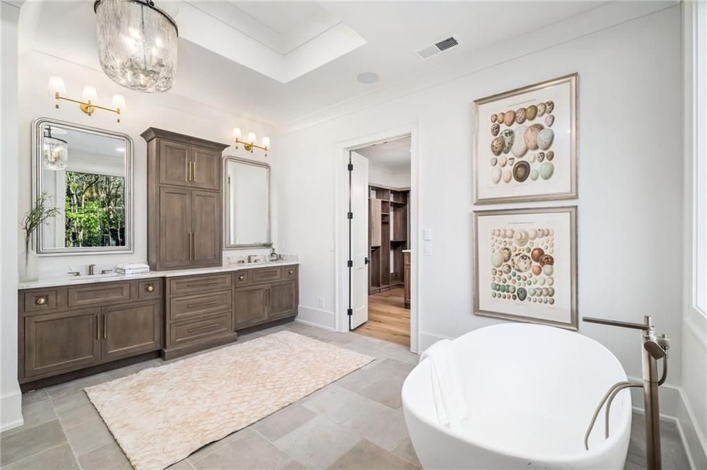 Image 19 of property listing at 202 Kenneth Drive, Alpharetta, GA 30009