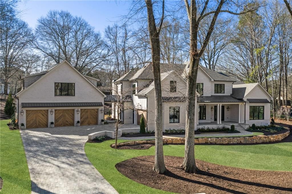 Image 3 of property listing at 202 Kenneth Drive, Alpharetta, GA 30009