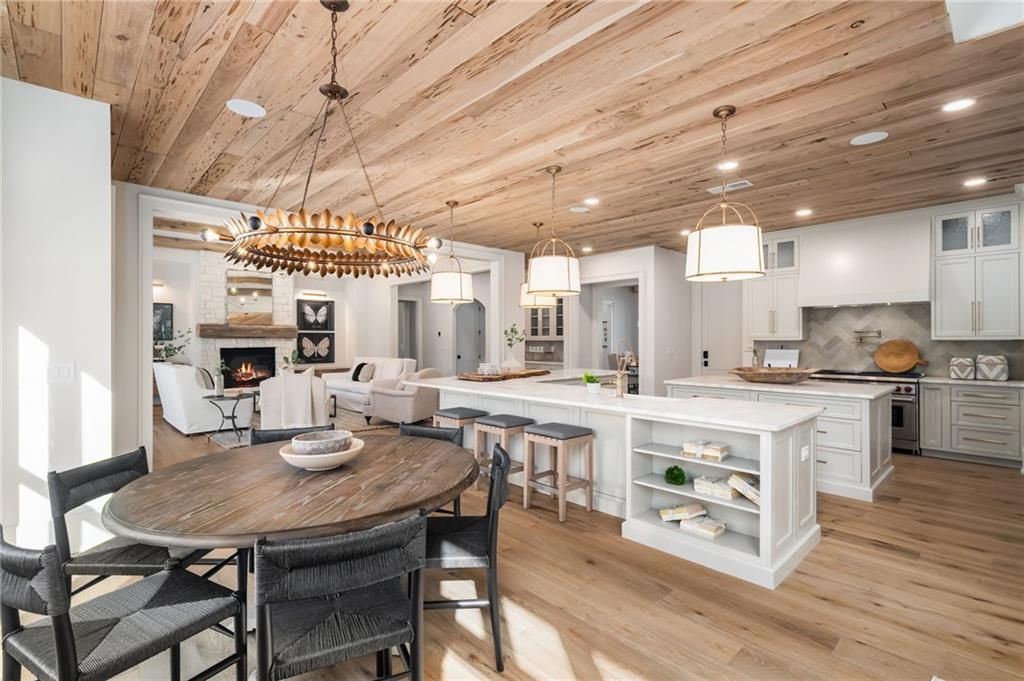 Image 36 of property listing at 202 Kenneth Drive, Alpharetta, GA 30009