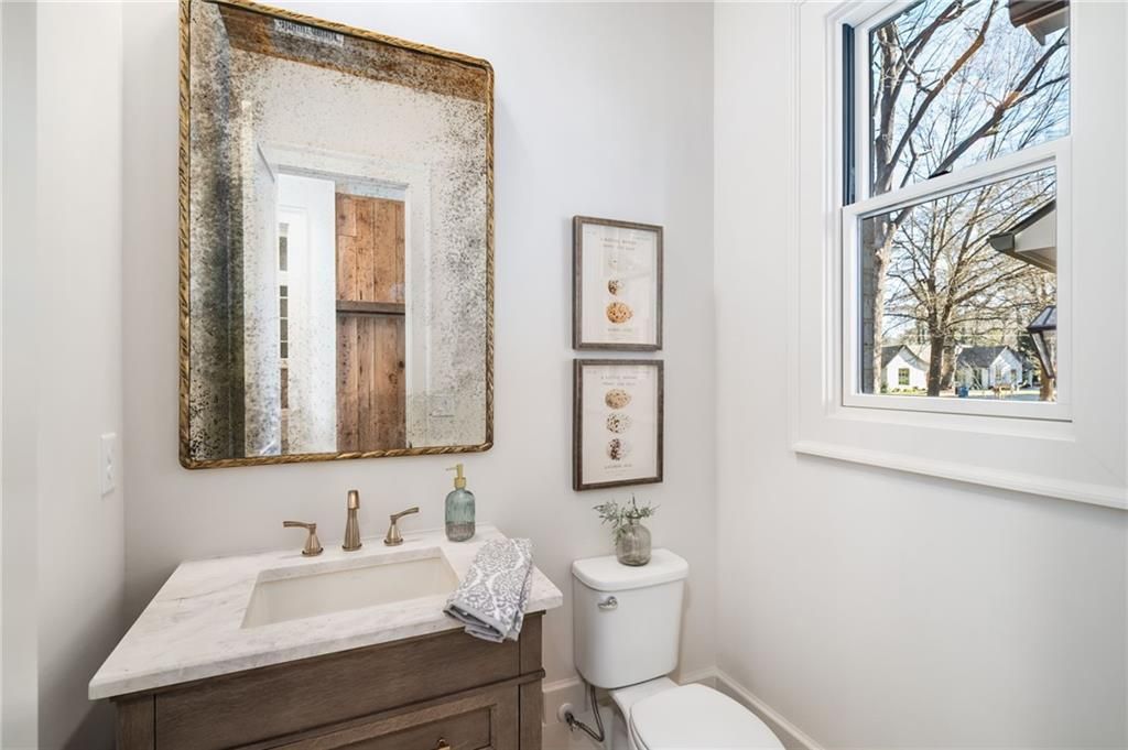 Image 42 of property listing at 202 Kenneth Drive, Alpharetta, GA 30009