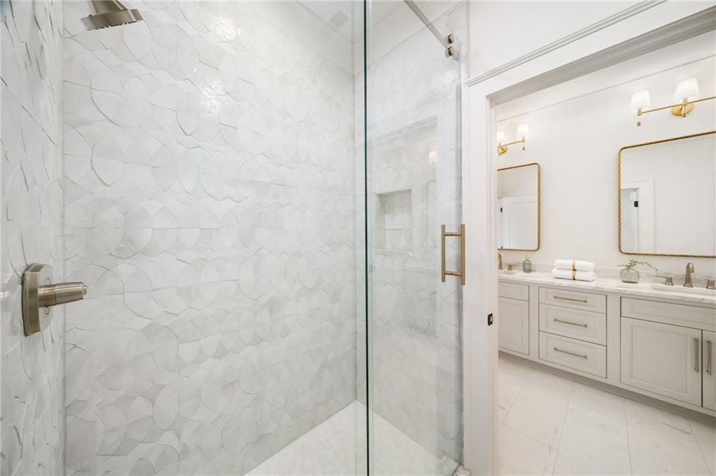Image 53 of property listing at 202 Kenneth Drive, Alpharetta, GA 30009